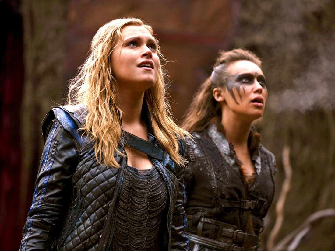 the-100-clarke-and-lexa-1108x0-c-default